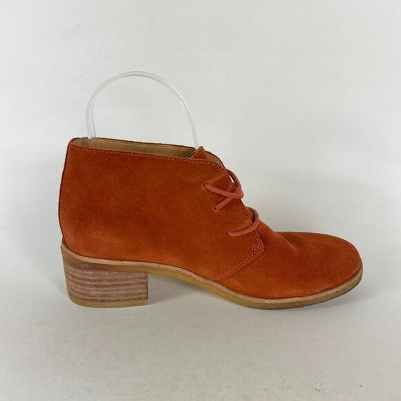 Clarks Desert Boots Women 6.5 Brown Suede Lace Up Ankle Block Heel Casual Bootie - Picture 3 of 10